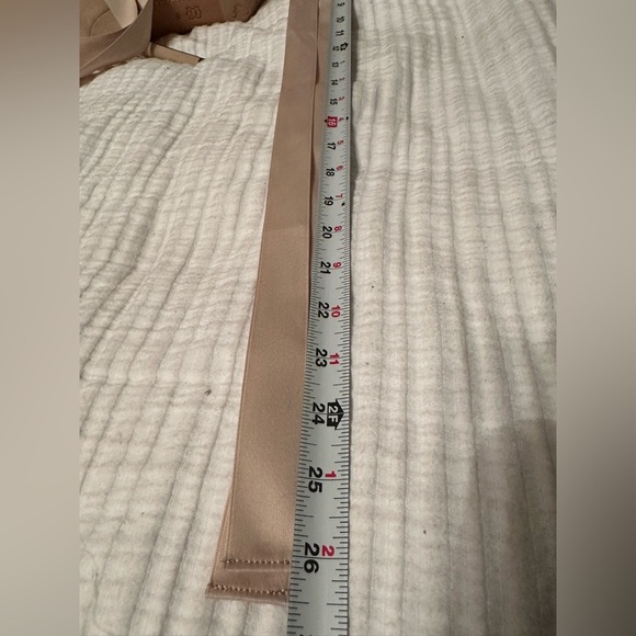 Alice + Olivia Dominique Heels - Size 39 (US 9) - Picture 15 of 16